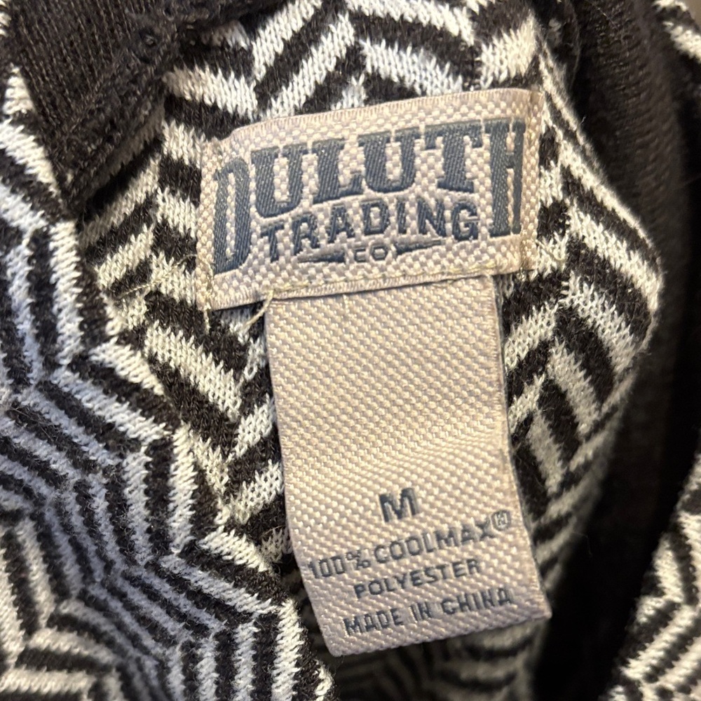 Duluth Trading Co Black and White Chevron Knit Top